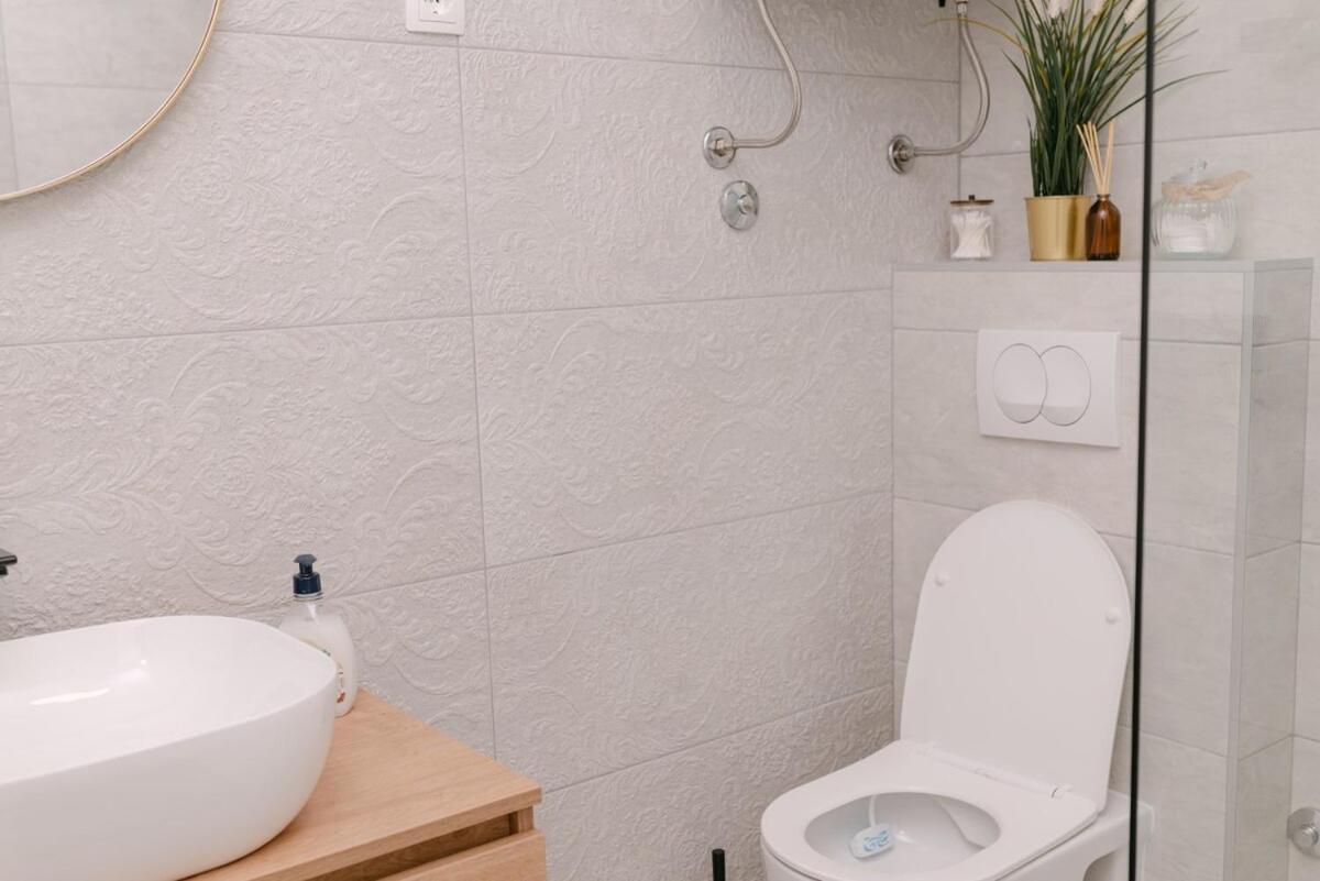 2Nd Hvar Home Apartments Hvar Town Bagian luar foto