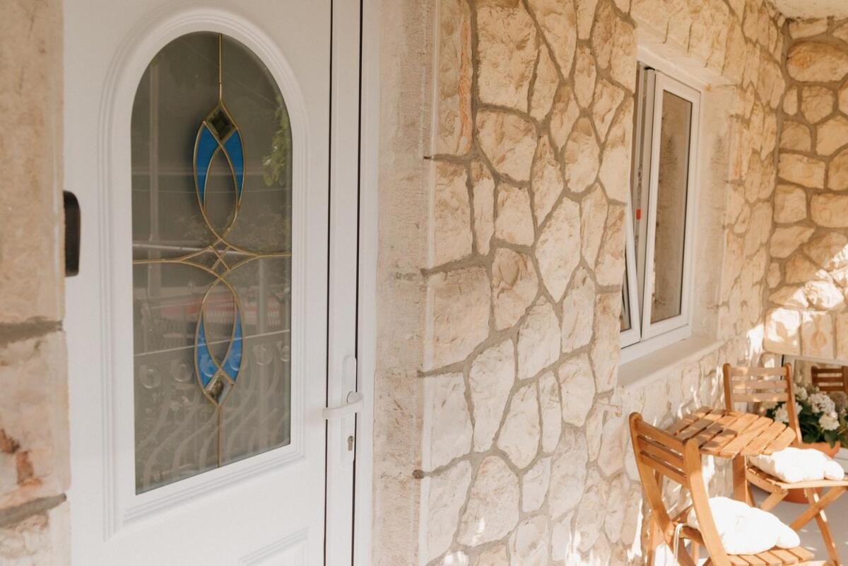 2Nd Hvar Home Apartments Hvar Town Bagian luar foto