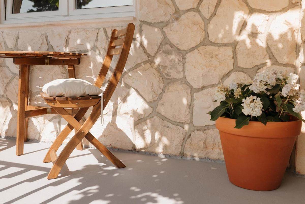 2Nd Hvar Home Apartments Hvar Town Bagian luar foto